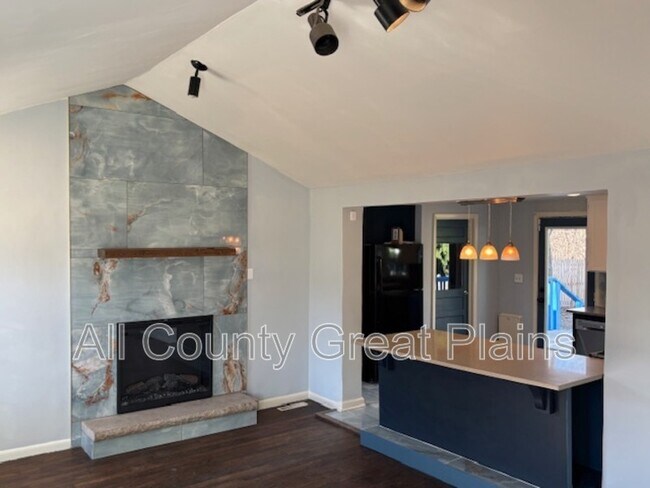 218 W 83rd Terrace in Kansas City, MO - Building Photo - Building Photo