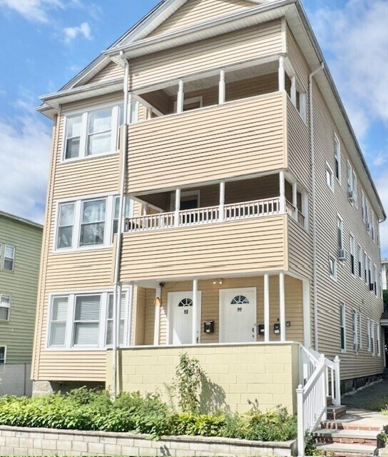 30 Loxwood St in Worcester, MA - Building Photo - Building Photo