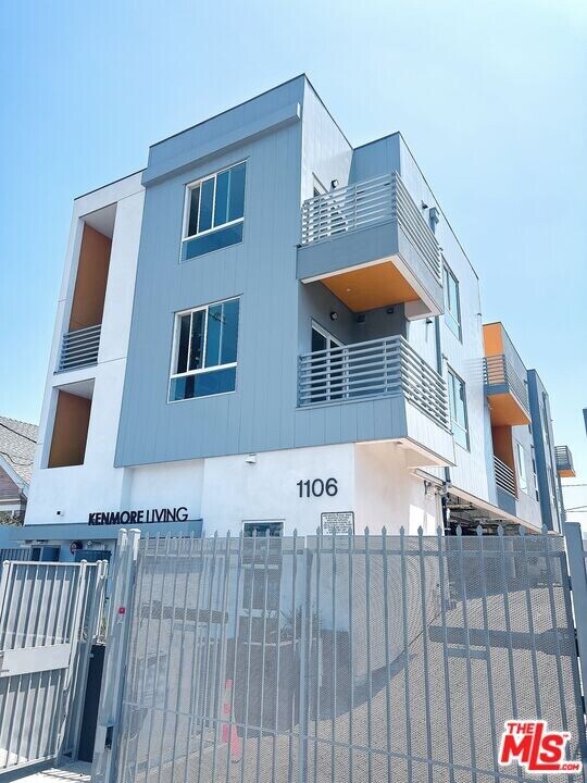 1106 S Kenmore Ave in Los Angeles, CA - Building Photo
