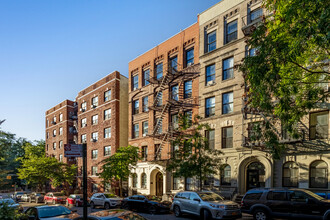 4 W 103rd St in New York, NY - Building Photo - Building Photo