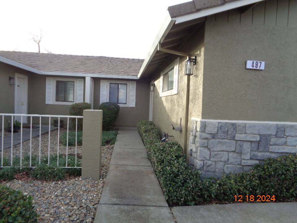 497 Aberdeen Way in Vacaville, CA - Building Photo