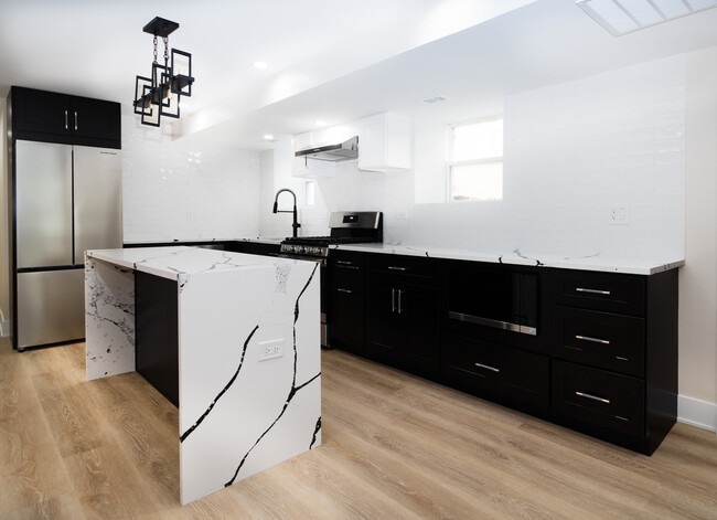 440 E 49th St in Chicago, IL - Building Photo - Building Photo