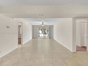 614 NW 13th St in Boca Raton, FL - Building Photo - Building Photo