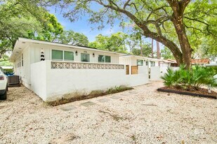 208 E 22nd Ave in Gulf Shores, AL - Building Photo