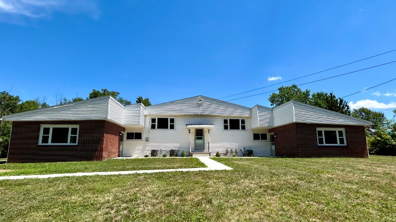 1656 Beal Rd in Mansfield, OH - Building Photo