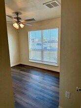 500 Foxglove Dr in Hutto, TX - Building Photo - Building Photo