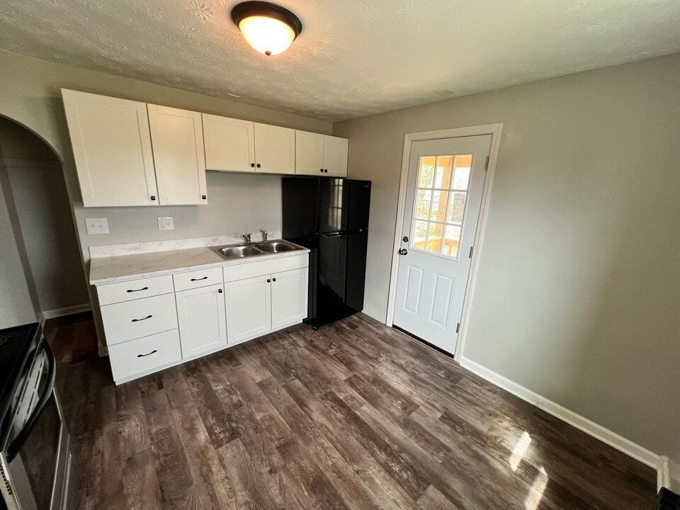 119 46th St SW, Unit #3 in Canton, OH - Building Photo