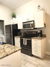 2214 Arbour Walk Cir in Naples, FL - Building Photo - Building Photo