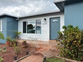 6215 SW 20th St in Miramar, FL - Building Photo