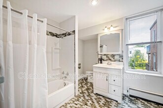 929 N 6th St in Philadelphia, PA - Building Photo - Building Photo