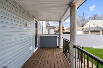 78 Anderson St in Raritan, NJ - Building Photo - Building Photo