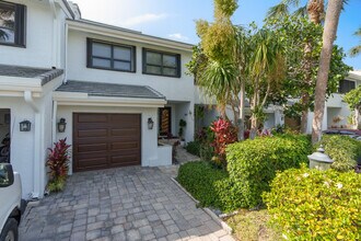 1005 Bel Air Dr in Highland Beach, FL - Building Photo - Building Photo