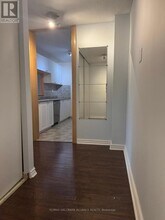 4205 Shipp Dr in Mississauga, ON - Building Photo - Building Photo
