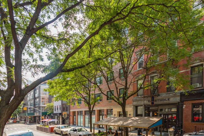 356 Bedford Avenue, Comm. A in Brooklyn, NY - Building Photo - Building Photo