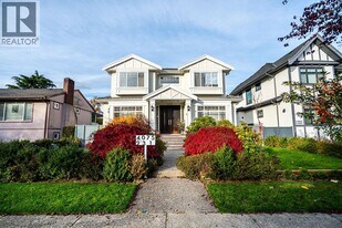 4XXX-1 W 28th Ave in Vancouver, BC - Building Photo