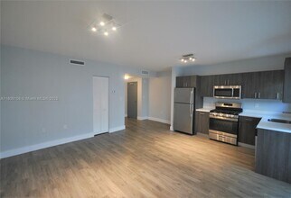 331 85th St in Miami Beach, FL - Building Photo - Building Photo
