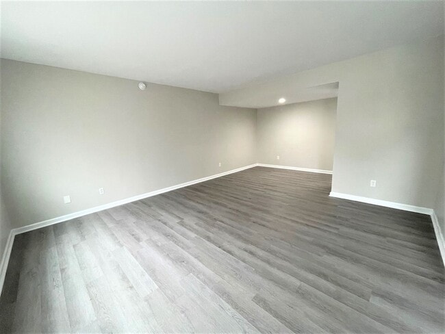 107 Villa Dr in Jacksonville, NC - Building Photo - Building Photo