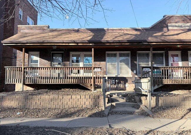 property at 305 21st St