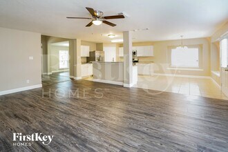 28618 Hidden Cove Dr, Unit 311 in Magnolia, TX - Building Photo - Building Photo