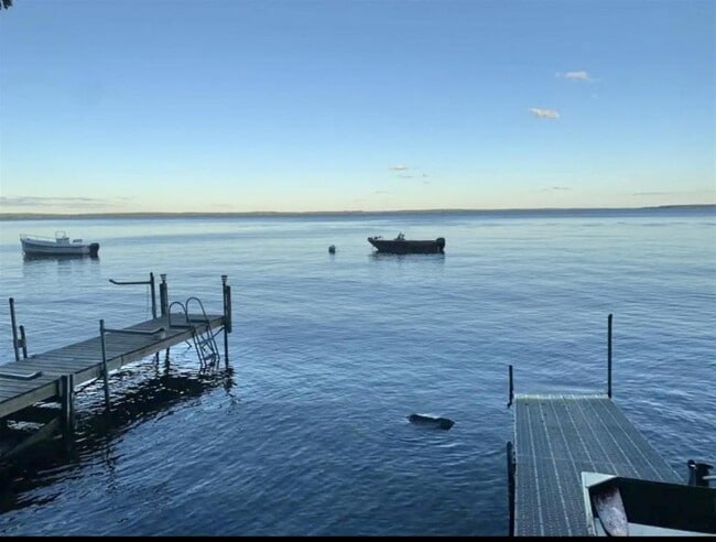 120 Safe Harbour Rd in Sebago, ME - Building Photo - Building Photo