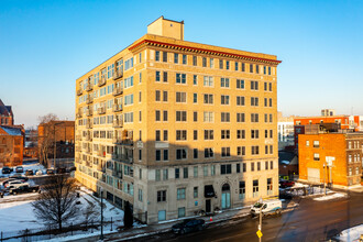 Carlton Lofts in Detroit, MI - Foto de edificio - Building Photo