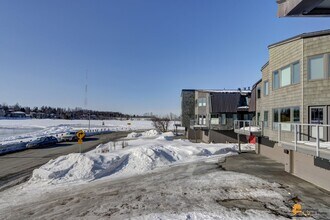 1835 W 15th Ave in Anchorage, AK - Building Photo - Building Photo