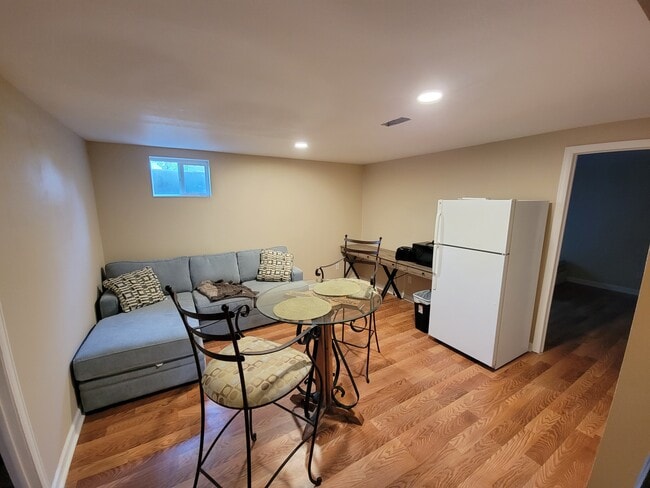 2203 Beech Ct in Golden, CO - Foto de edificio - Building Photo