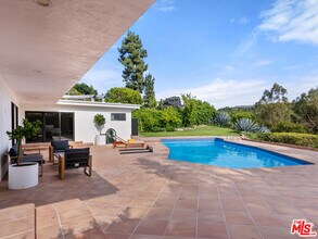 9606 Arby Dr in Beverly Hills, CA - Building Photo - Building Photo