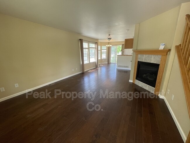 1603 Robertson St in Fort Collins, CO - Foto de edificio - Building Photo