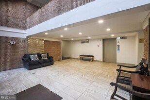 2903 Fallstaff Rd in Baltimore, MD - Building Photo