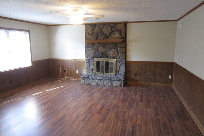 7161 Lamesa Ln in Bartlett, TN - Building Photo - Building Photo
