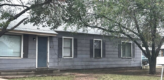 property at 3102 Duke St