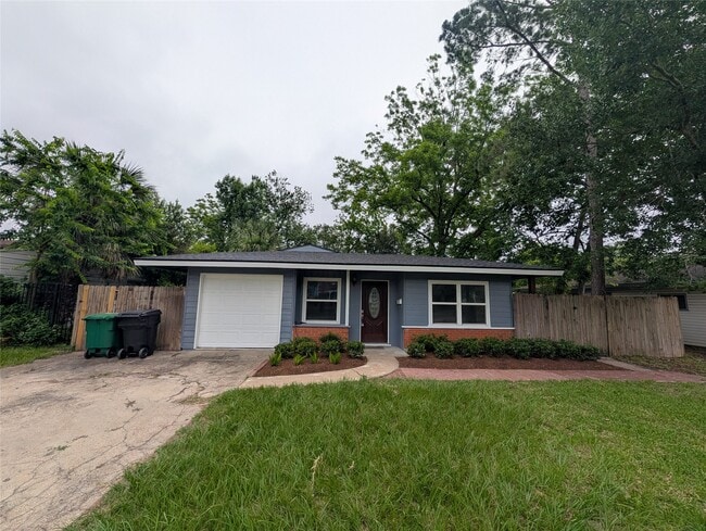 4110 Ella Blvd