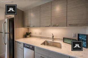 42 Malvern St in Boston, MA - Building Photo