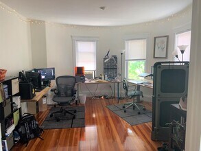 11 Myrick St in Boston, MA - Foto de edificio - Building Photo