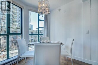 939 Homer St in Vancouver, BC - Building Photo - Building Photo