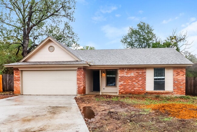 property at 7321 Hyde Ct