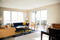 Building Photo - Waters Edge at Harbortown Apartments in Detroit, Michigan