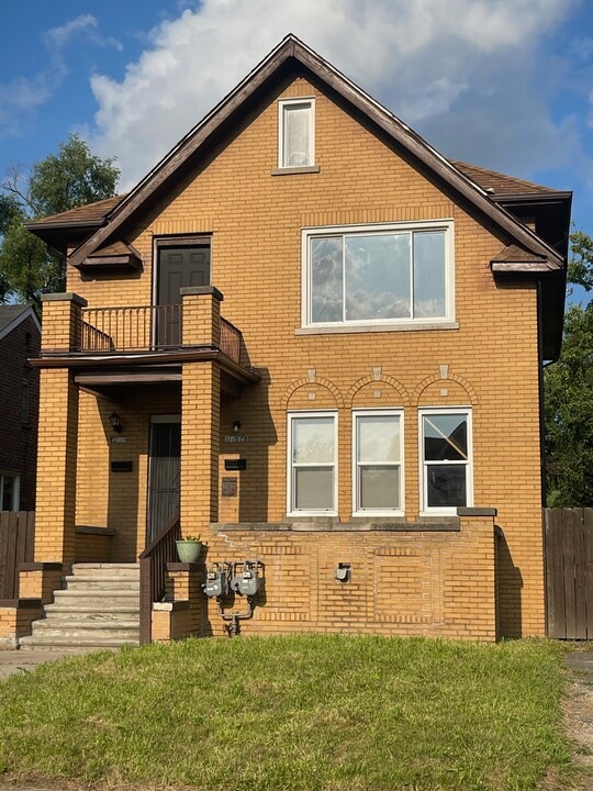 14518 Mark Twain St, Unit Lower Unit in Detroit, MI - Foto de edificio