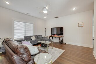 372 Arch St in Athens, GA - Building Photo - Building Photo