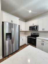 817 Moore St in Davison, MI - Building Photo - Building Photo