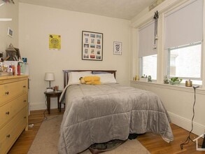 8 Egremont Rd, Unit R22 in Boston, MA - Building Photo - Building Photo