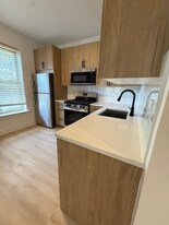 6975 N Bell Ave in Chicago, IL - Building Photo