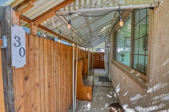 32 Farragut Ave, Unit 30 in Colorado Springs, CO - Building Photo - Building Photo