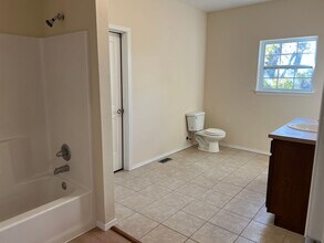 1138 N Sherman Ave in Springfield, MO - Building Photo - Building Photo