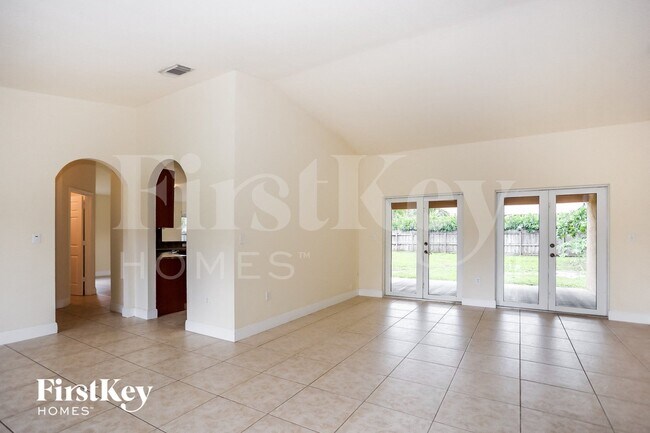 20467 SW 327th St in Homestead, FL - Foto de edificio - Building Photo