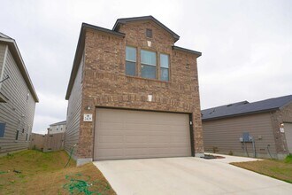 2428 Lazo Smt in San Antonio, TX - Building Photo - Building Photo