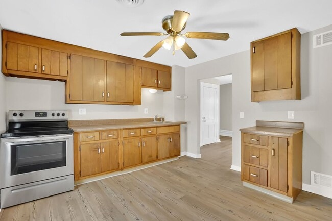 property at 11 Russell Rd