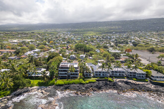 76-6194 Alii Dr in Kailua Kona, HI - Building Photo - Building Photo