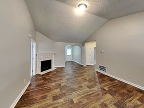 940 Winterside Ln in College Park, GA - Building Photo - Building Photo